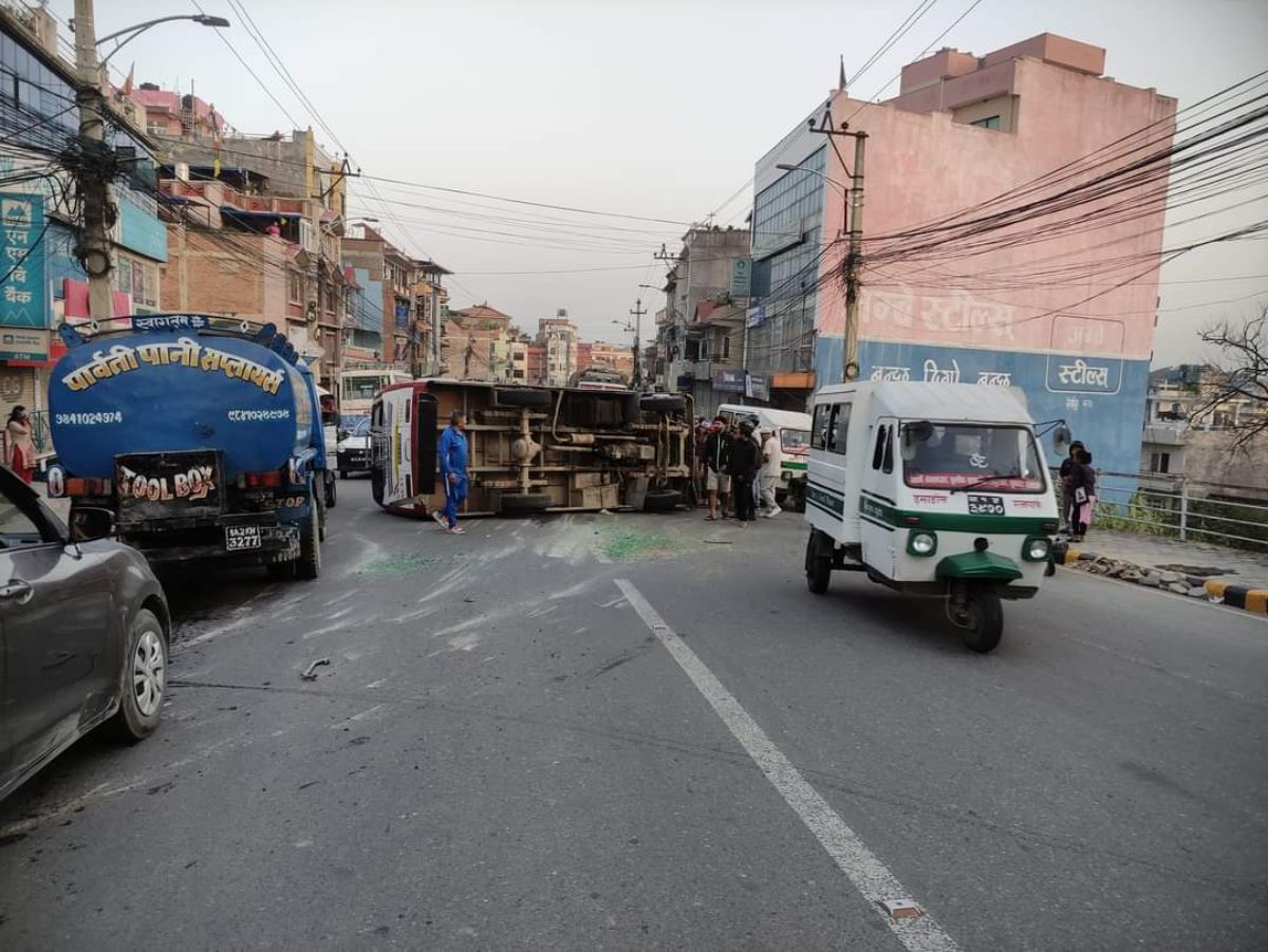 तस्बिरः पूर्ण प्रसाद श्रेष्ठको फेसबुक